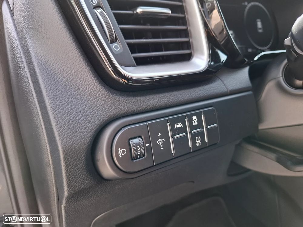 Kia XCeed 1.5 T-GDI Tech 7DCT - 10