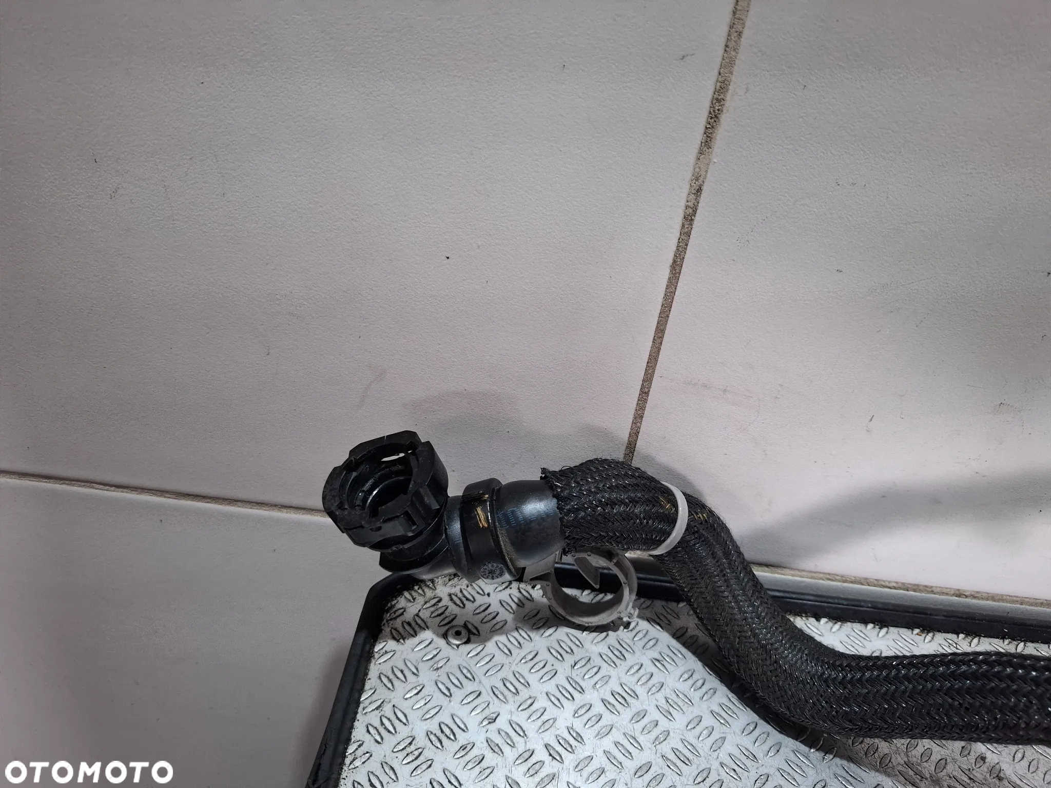 Przewód wąż wody Renault Clio V 2022 rok nr 217411635R - 4