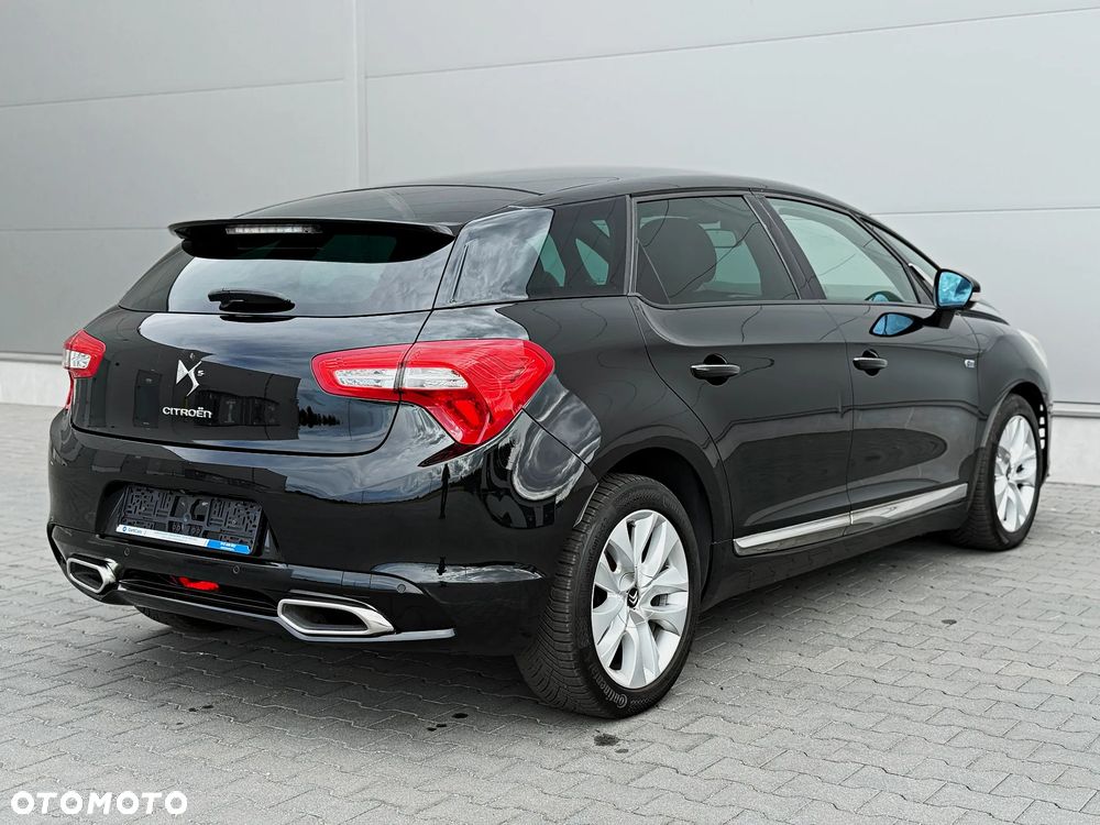 Citroën DS5 Hybrid4 EGS6 SportChic - 13