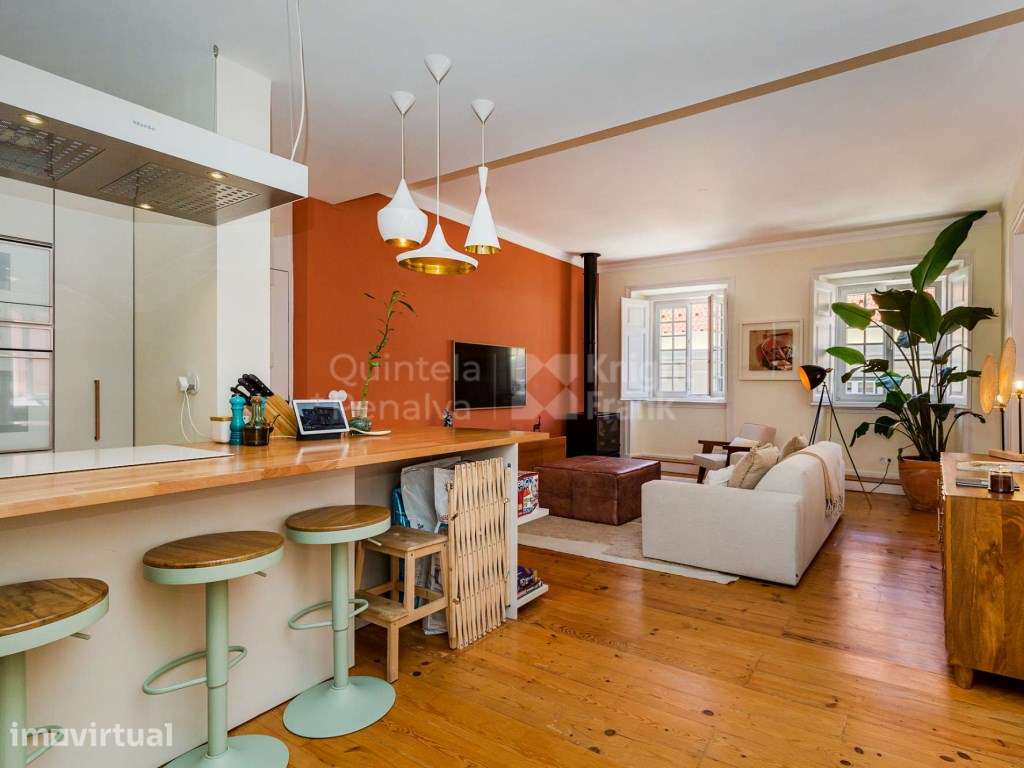 Apartamento T4 para arrendar com móveis, no Campo Mártires da Pátria - Grande imagem: 5/23