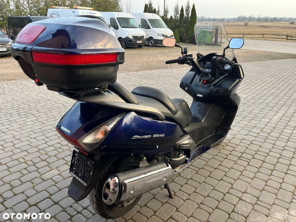 Honda Silver Wing - 8