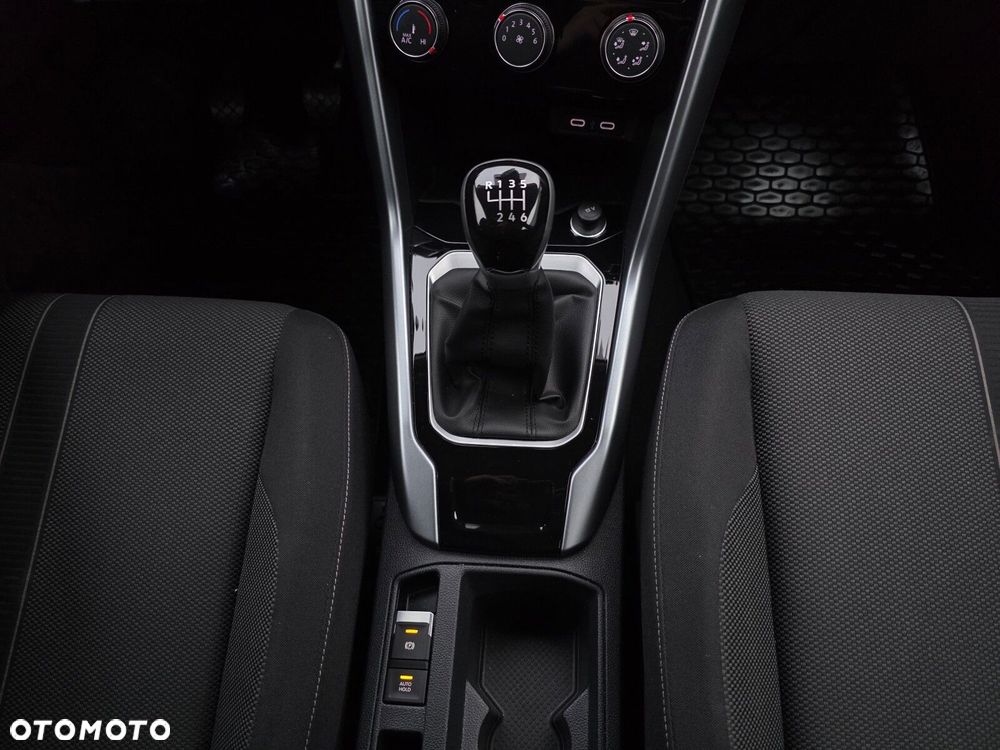 Volkswagen T-Roc 1.5 TSI Life - 22