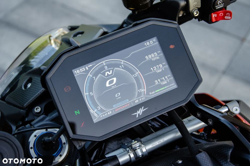 MV AGUSTA Brutale - 6