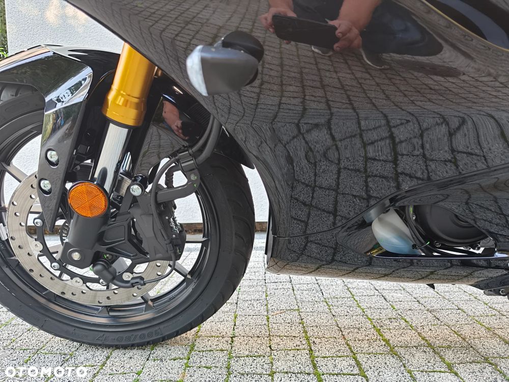 Yamaha YZF - 25