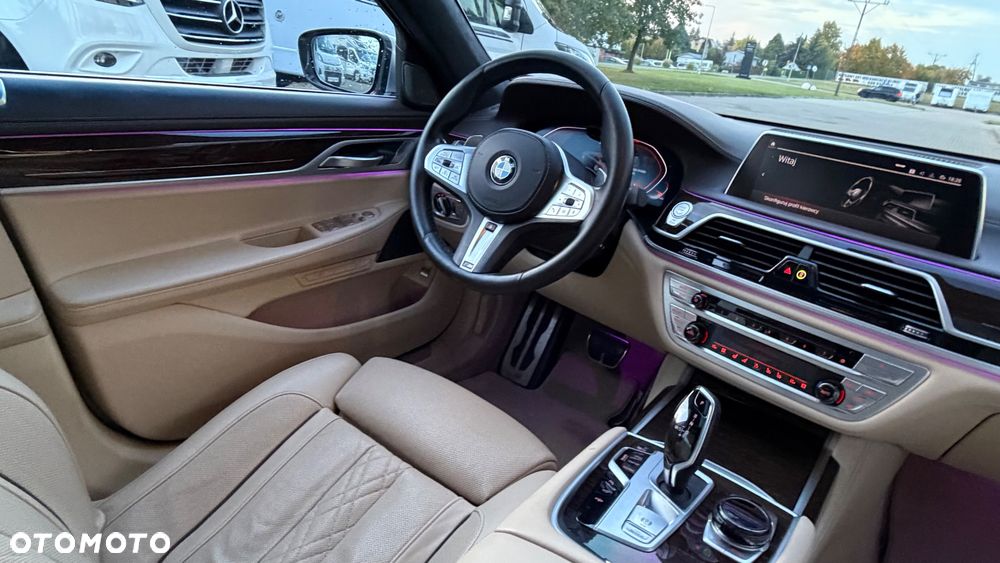 BMW Seria 7 - 22
