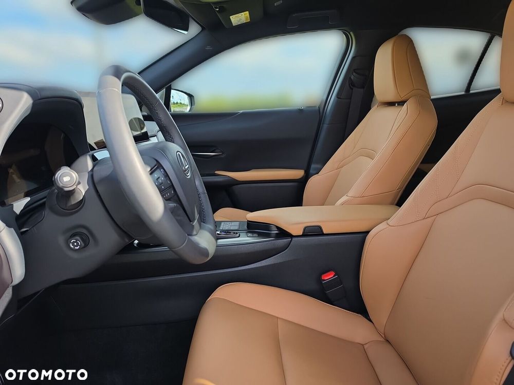 Lexus UX - 23