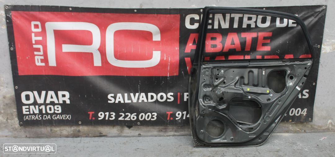 Porta de Trás do Lado Direito Toyota Corolla de 2003 - 2