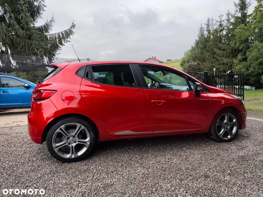 Renault Clio - 7