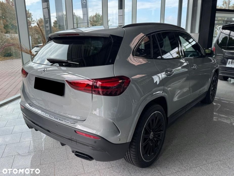 Mercedes-Benz GLA 200 mHEV AMG Line 7G-DCT - 6