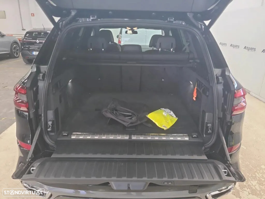 BMW X5 45 e xDrive Pack M - 11