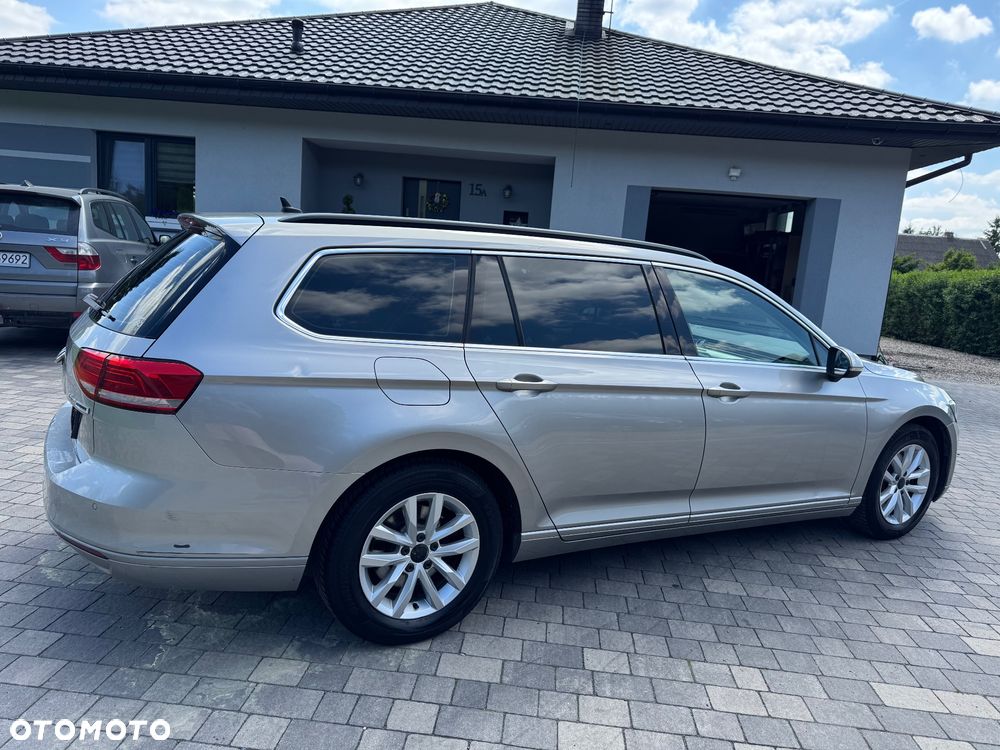 Volkswagen Passat Variant 2.0 TDI SCR BlueMotion Comfortline - 6