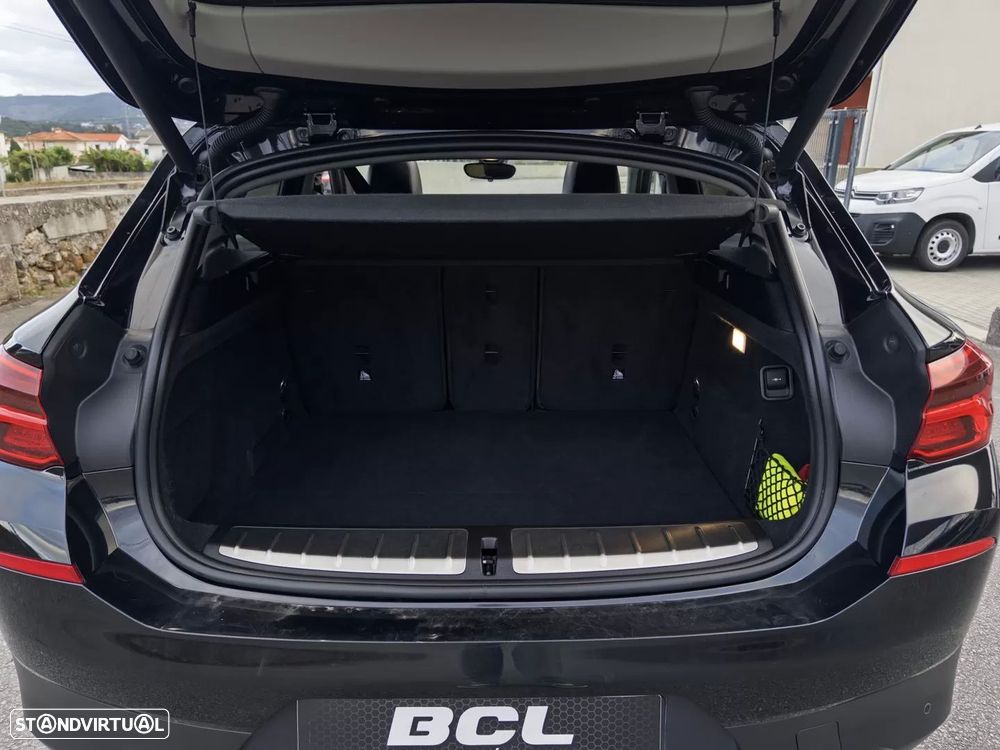 BMW X2 16 d sDrive Auto - 36