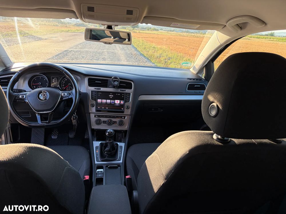 Volkswagen Golf 1.6 TDI BMT Comfortline - 15