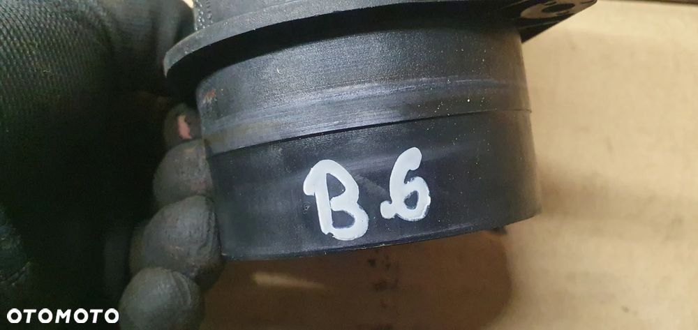 Przepływomierz powietrza VW Passat B6 2.0 TDI 074906461B - 8