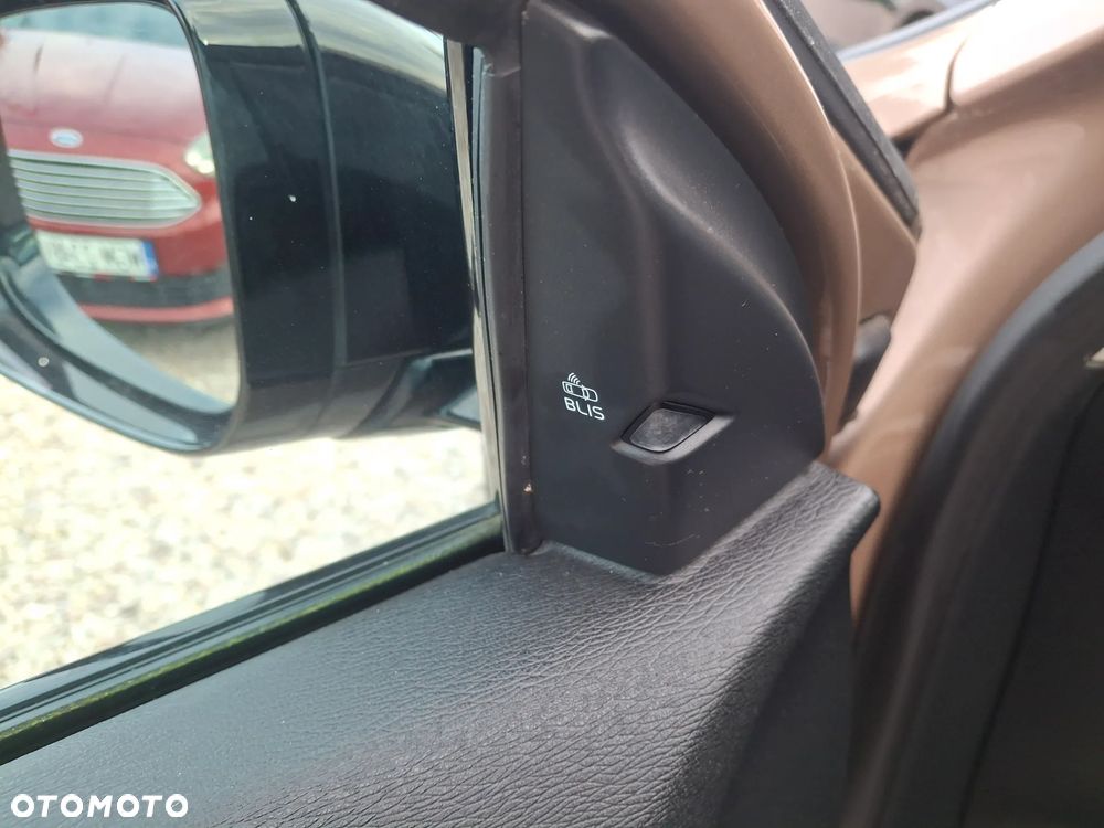 Volvo V40 Cross Country D3 Summum - 14