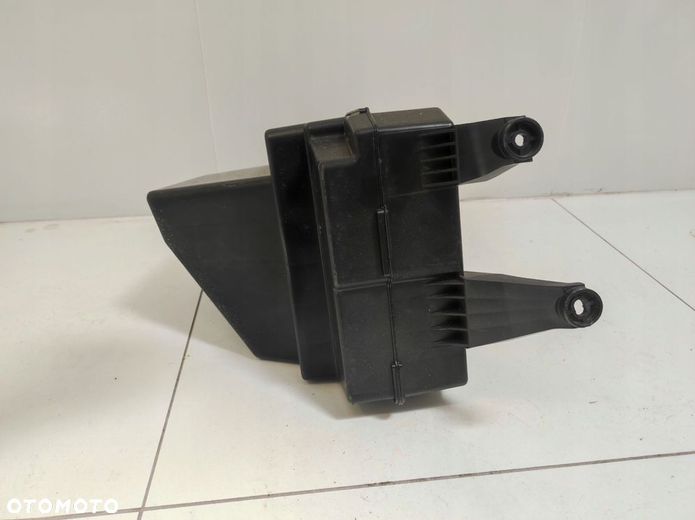 głośnik niskotonowy subwoofer vinfast vf9 - 4