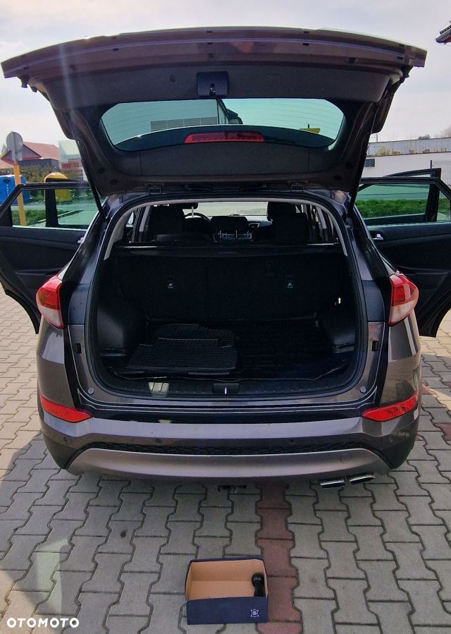 Hyundai Tucson 2.0 CRDI 2WD Style - 9