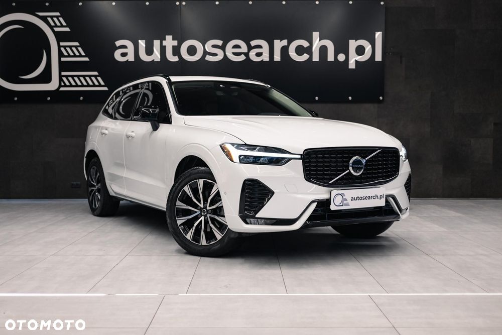 Volvo XC 60 B5 B AWD Plus Dark - 4