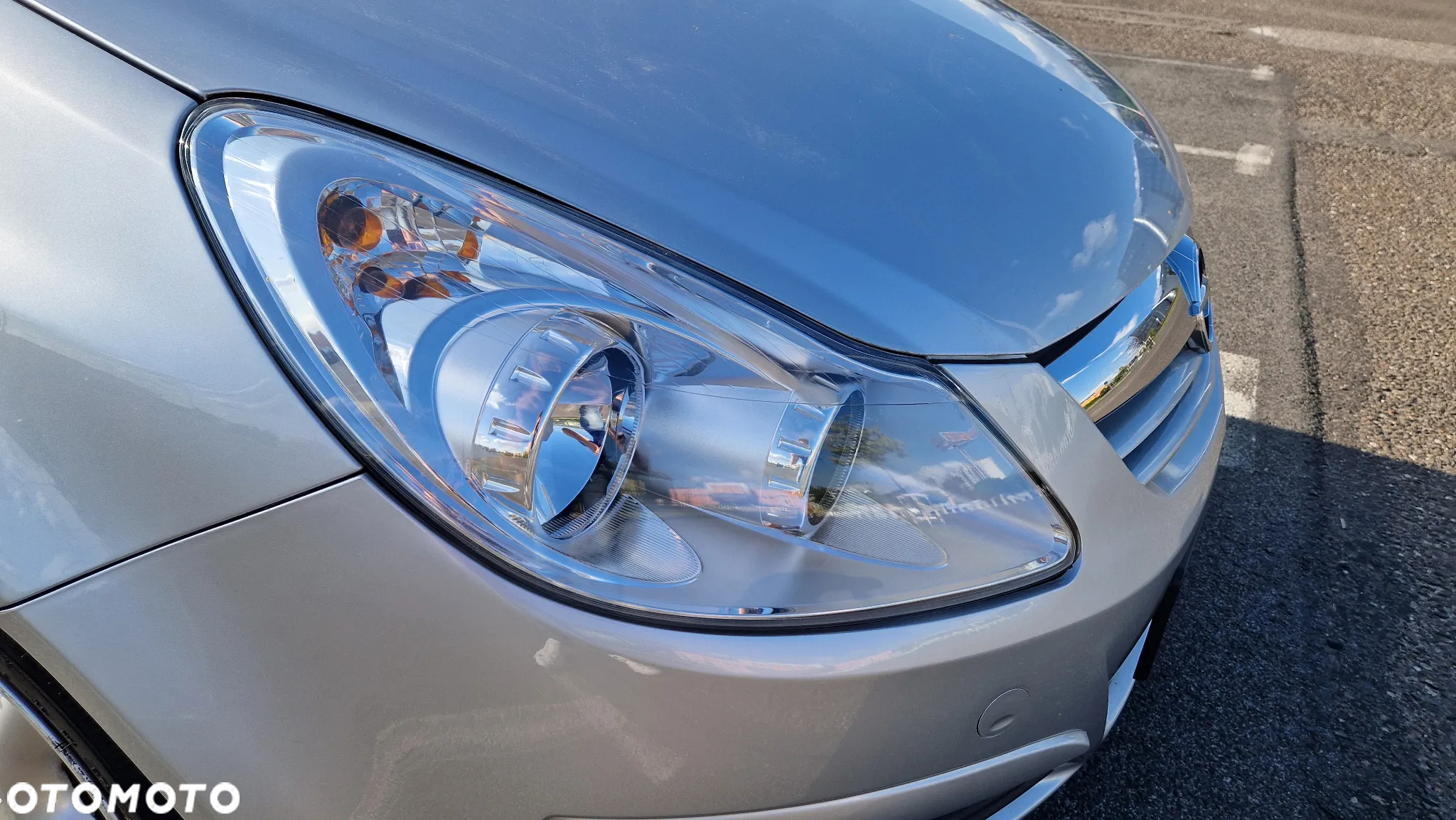 Opel Corsa 1.2 16V Cosmo - 4