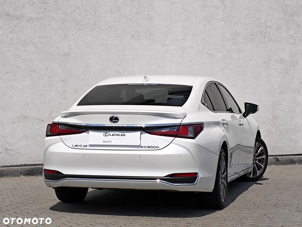 Lexus ES 300h Business Edition - 5