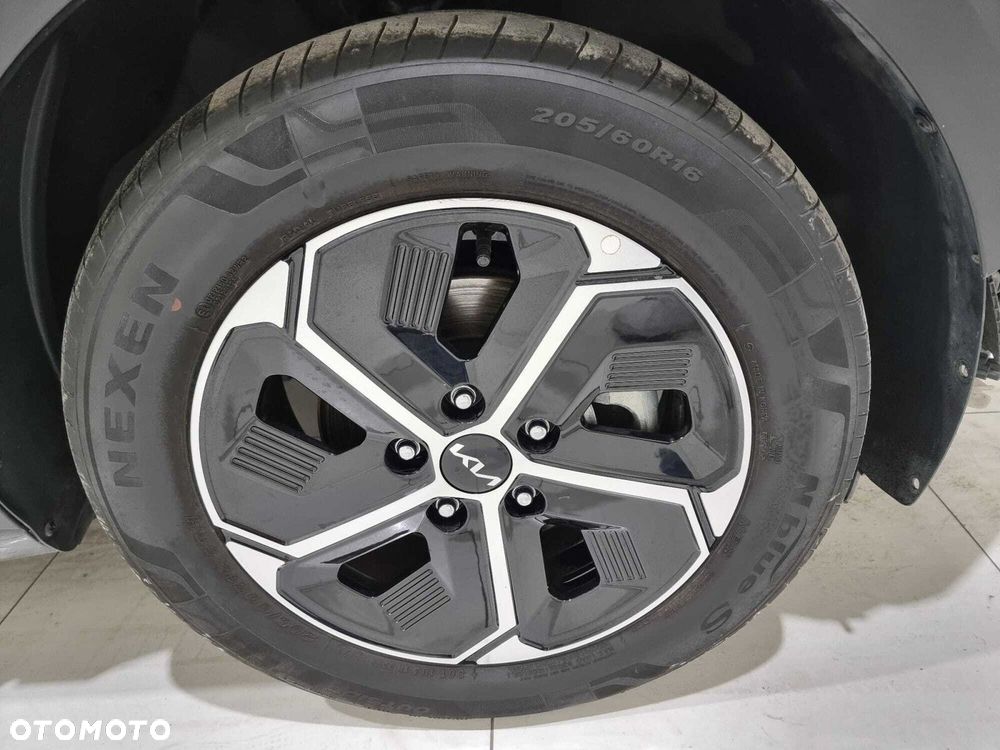Kia Niro - 32