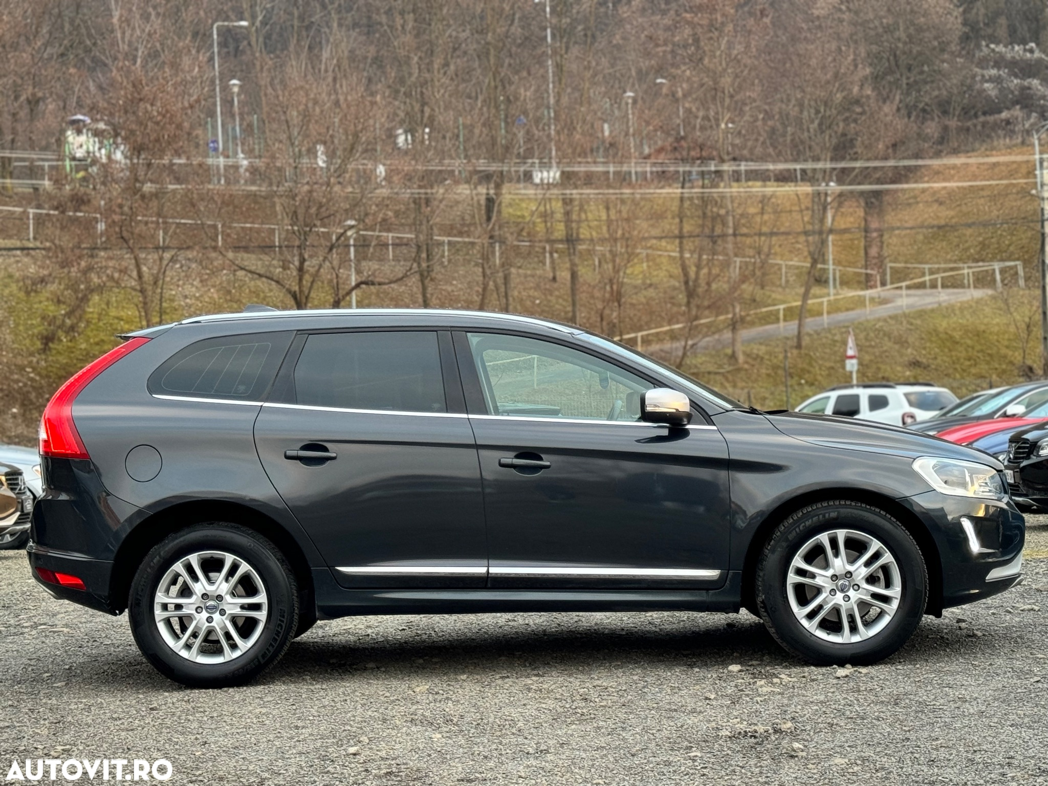 Volvo XC 60 D4 Geartronic Summum - 18