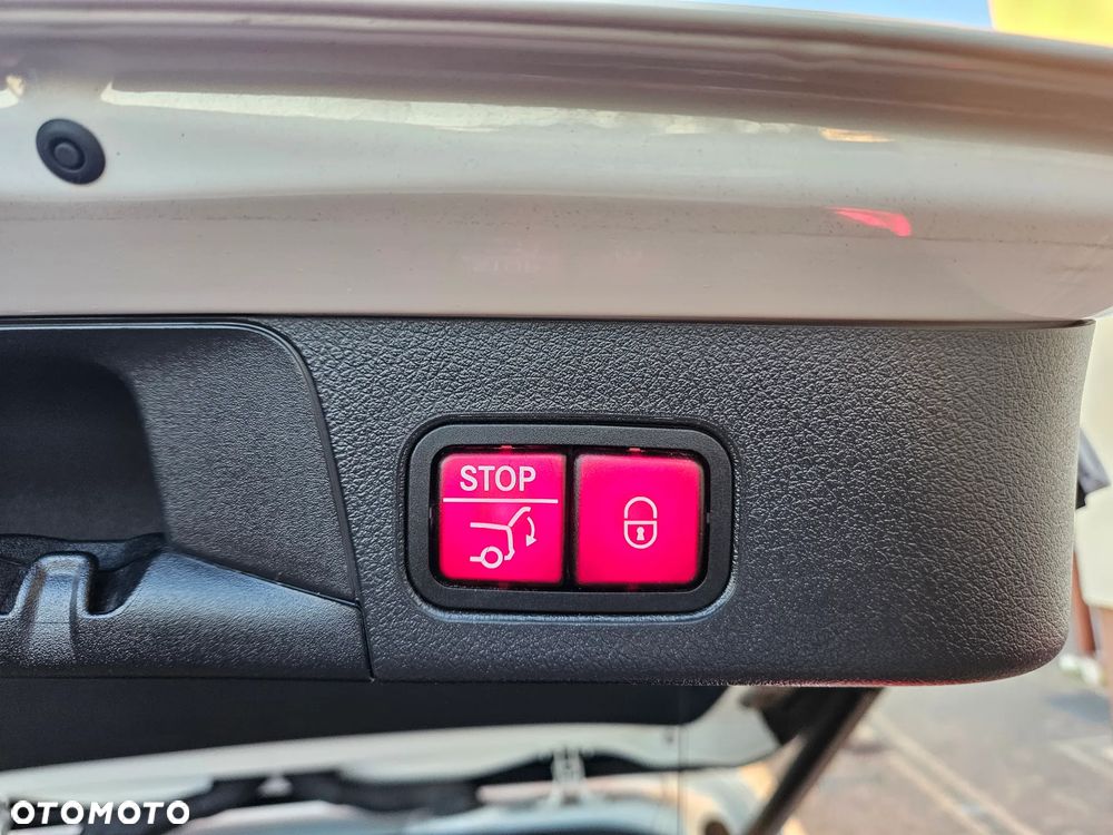 Mercedes-Benz Klasa B 180 d 7G-DCT Progressive - 18