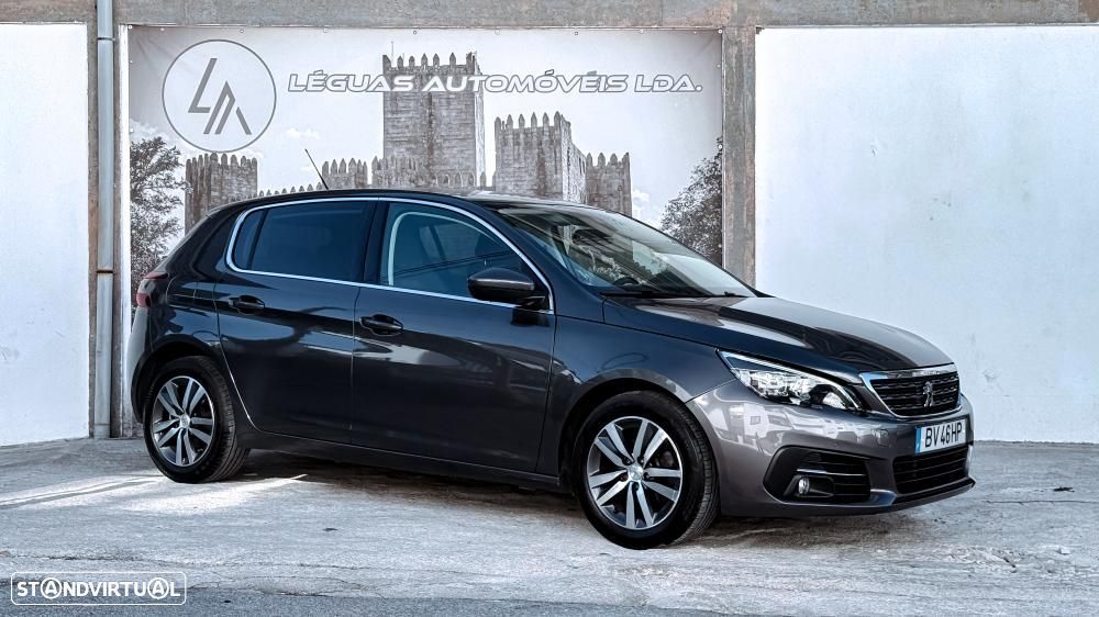 Peugeot 308 - 1