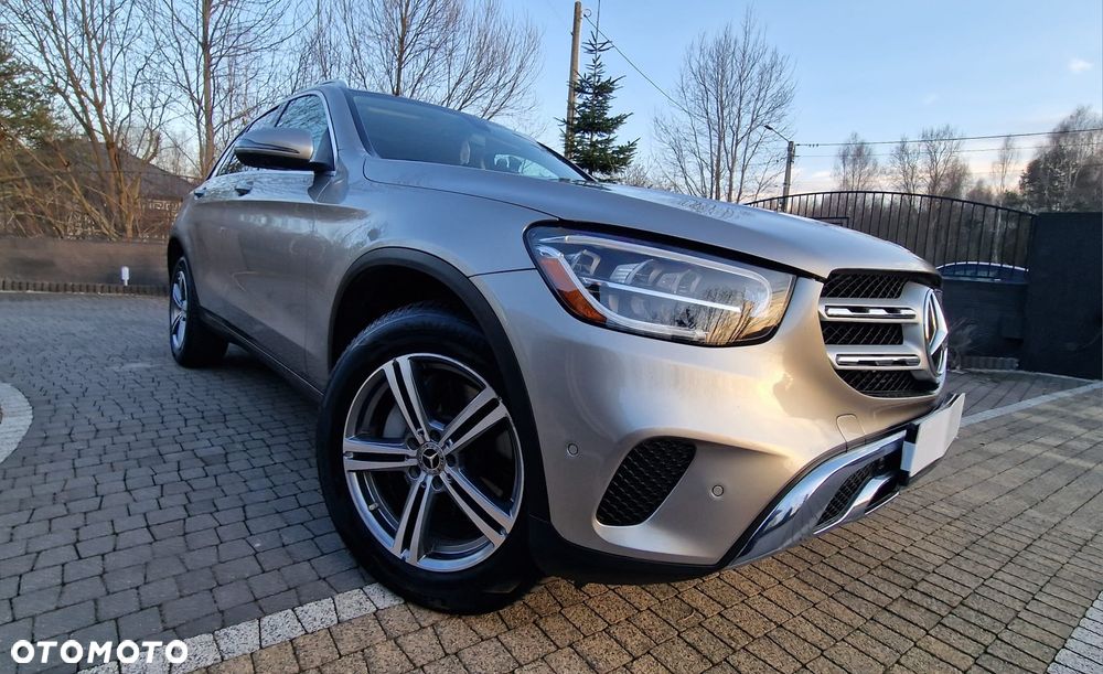 Mercedes-Benz GLC 300 4Matic 9G-TRONIC Exclusive - 19