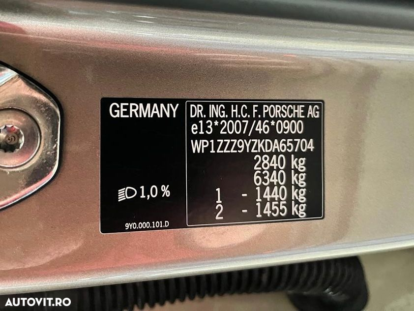 Porsche Cayenne - 37
