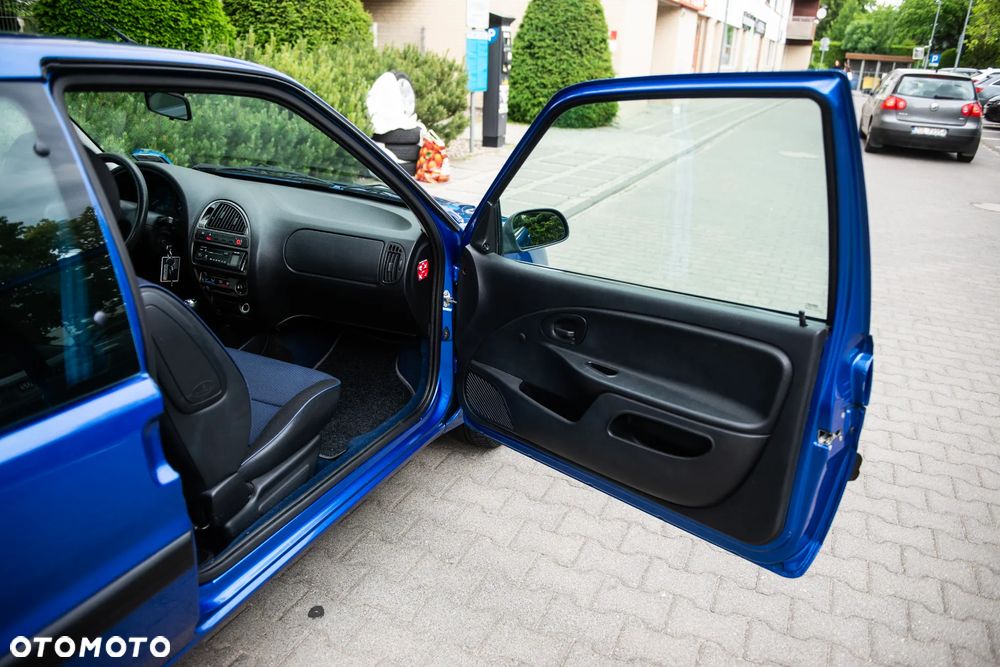 Citroën Saxo 1.1 A - 24