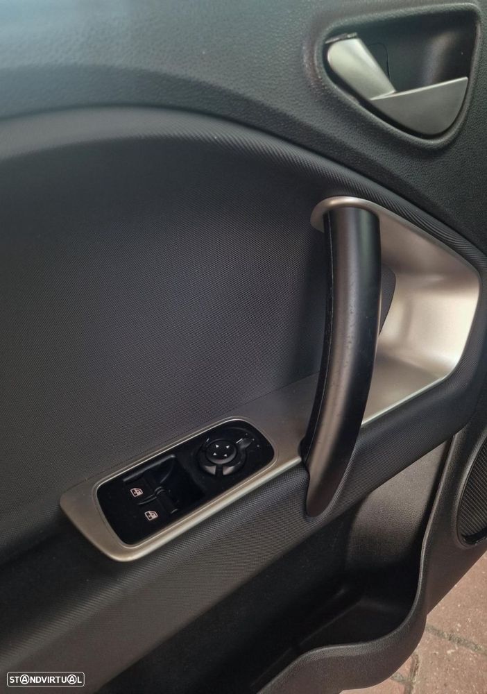 Alfa Romeo MiTo 0.9 T TwinAir Distinctive - 12