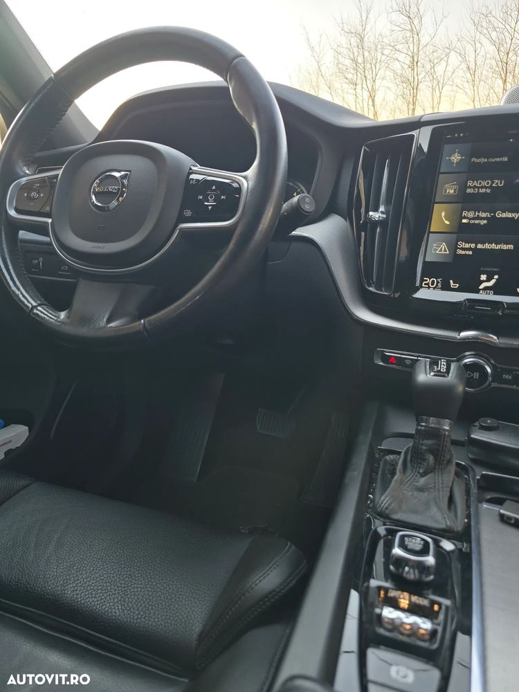 Volvo XC 60 D5 AWD Geartronic Inscription - 39