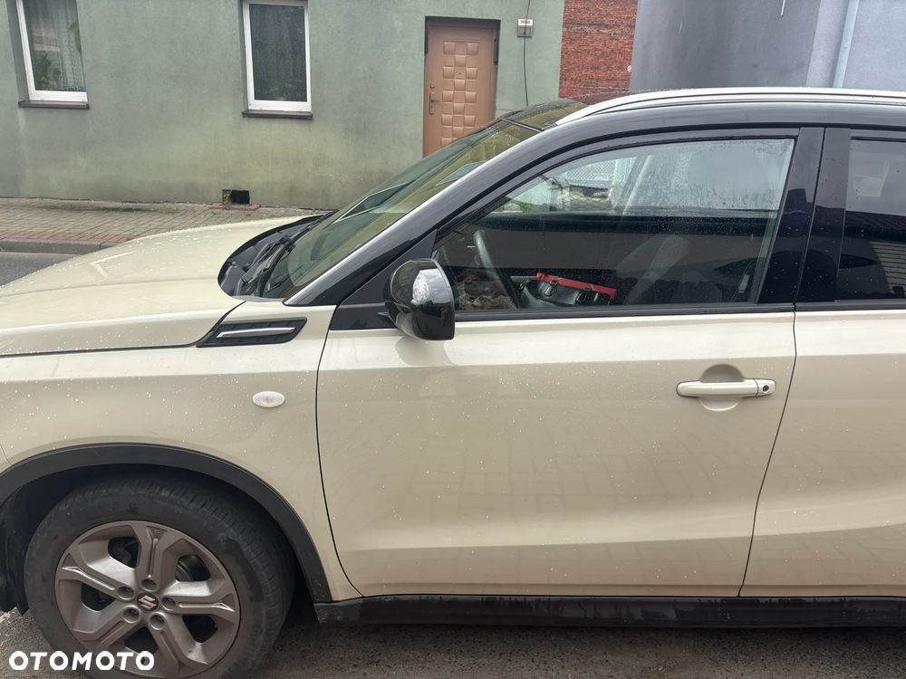 Suzuki Vitara 1.6 Comfort 2WD - 3