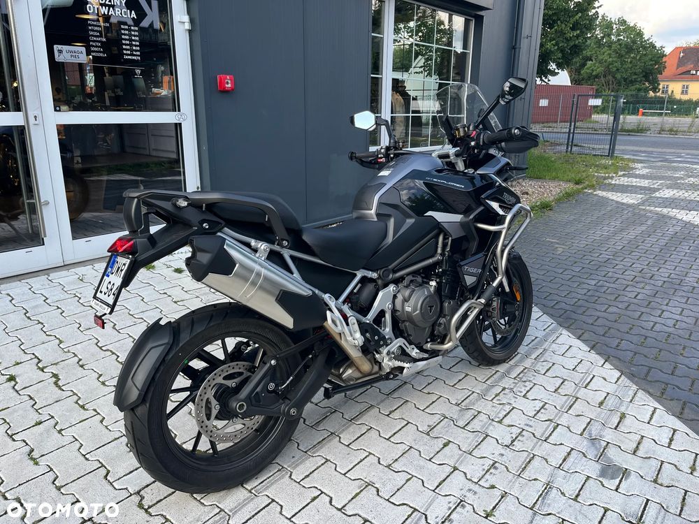 Triumph Tiger - 4