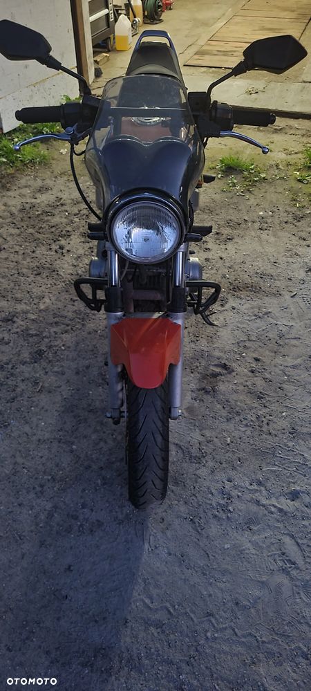 Suzuki GS - 3