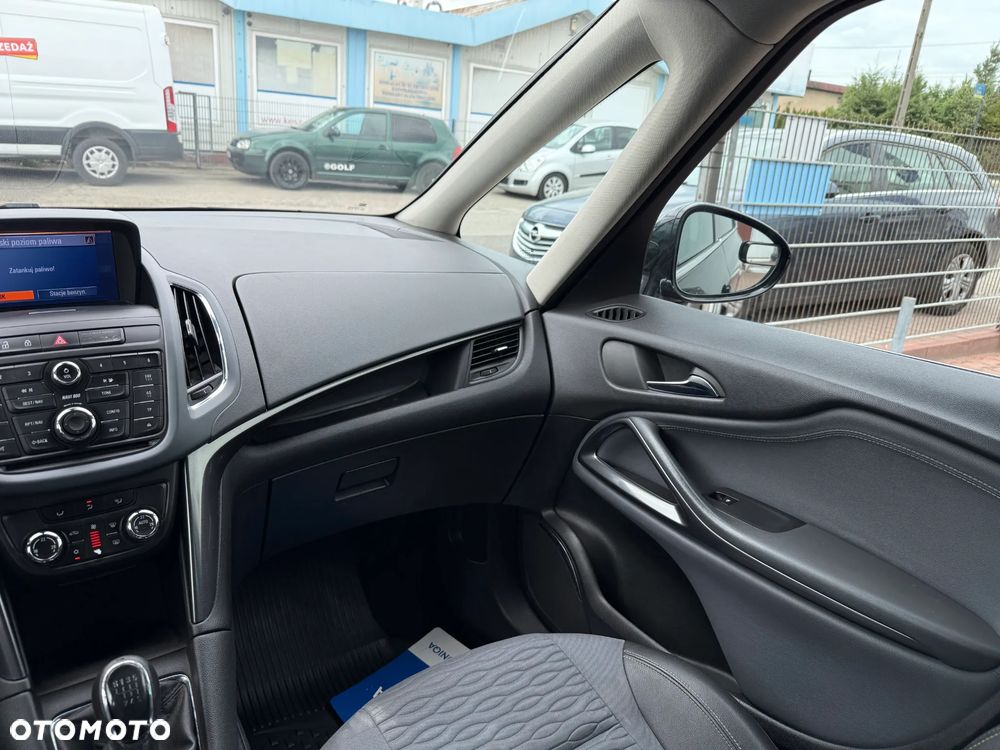 Opel Zafira Tourer 2.0 CDTI Active - 23