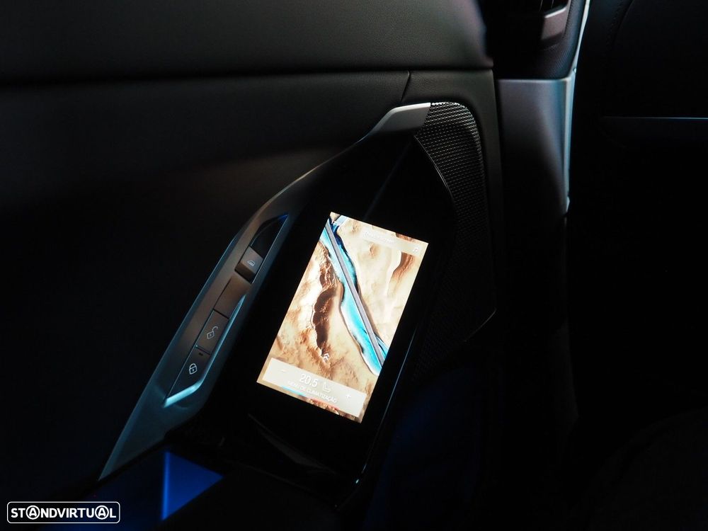 BMW i7 xDrive60 Pack Desportivo M - 16