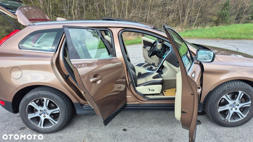 Volvo XC 60 D3 AWD Summum - 27