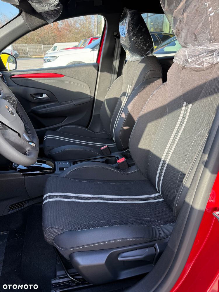 Opel Corsa 1.2 T mHEV GS eDCT - 10