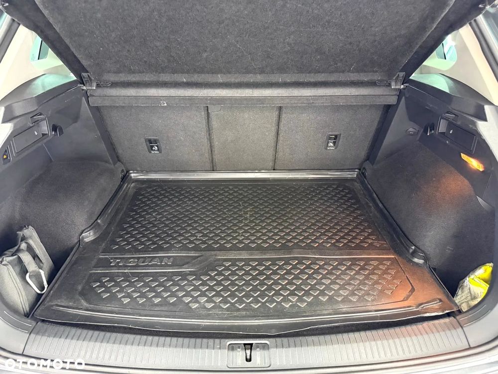 Volkswagen Tiguan 2.0 TDI SCR 4MOTION (BlueMotion Techn.) DSG Highline - 28