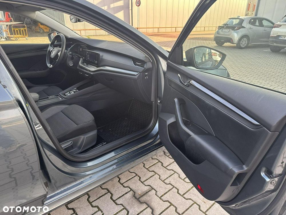 Skoda Octavia 2.0 TDI SCR Ambition DSG - 20