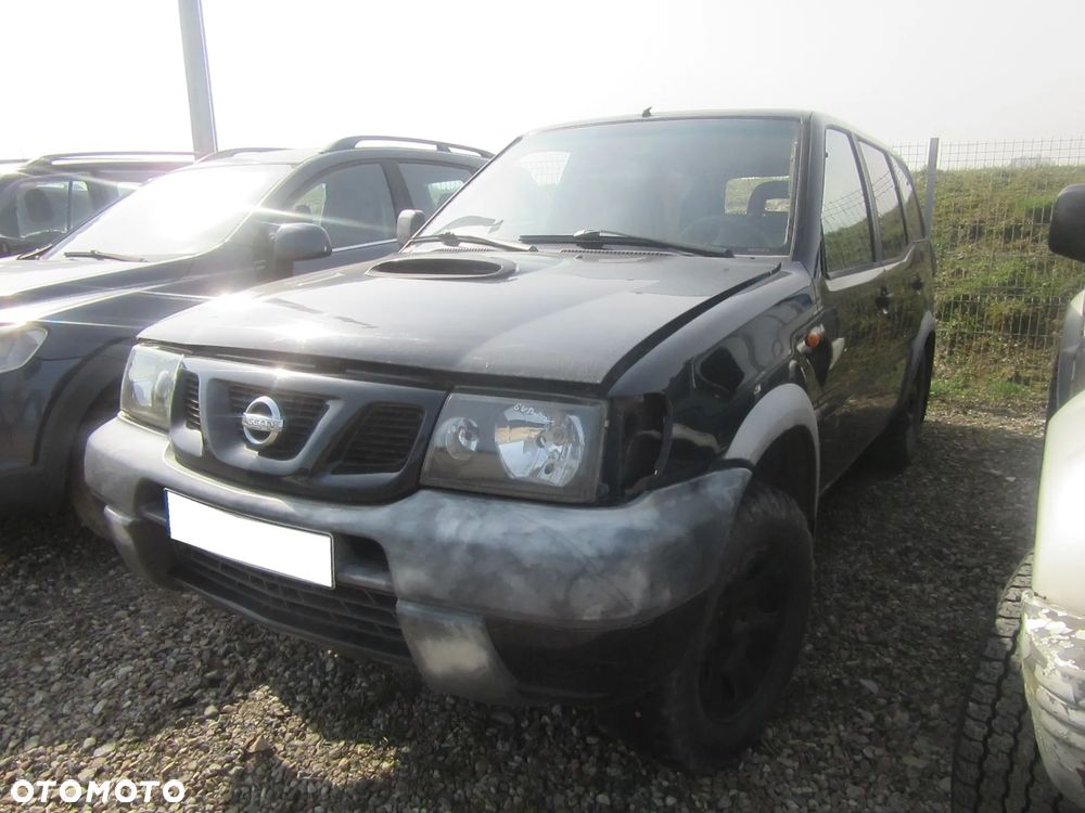Nissan Terrano II 2.7D 2004 r. na części - 1