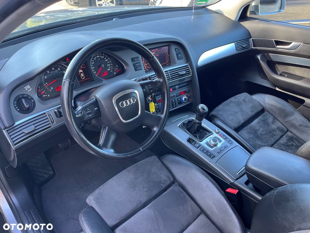 Audi A6 - 6