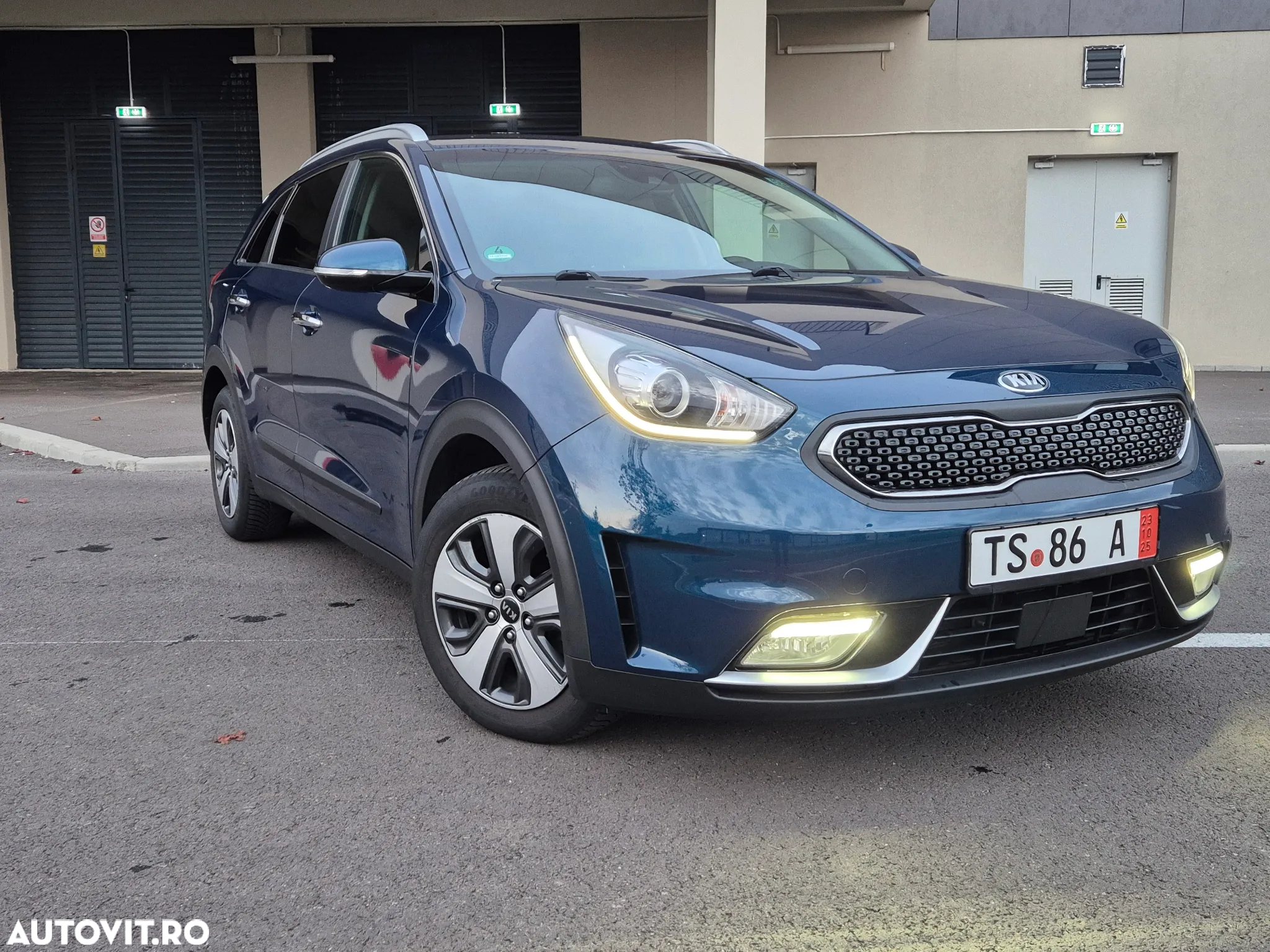 Kia Niro 1.6 GDI 2WD Aut. Spirit - 17