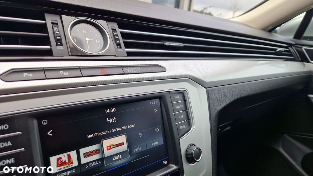 Volkswagen Passat - 29