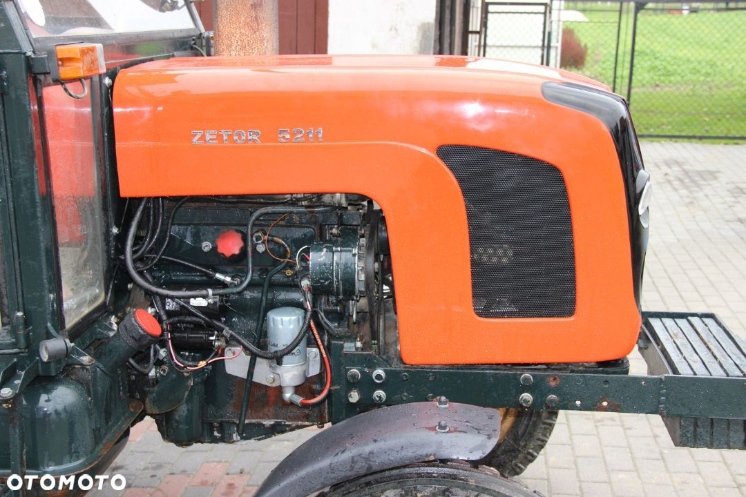 Maska maski tworzywo Zetor 5211 7211 7245 - 8