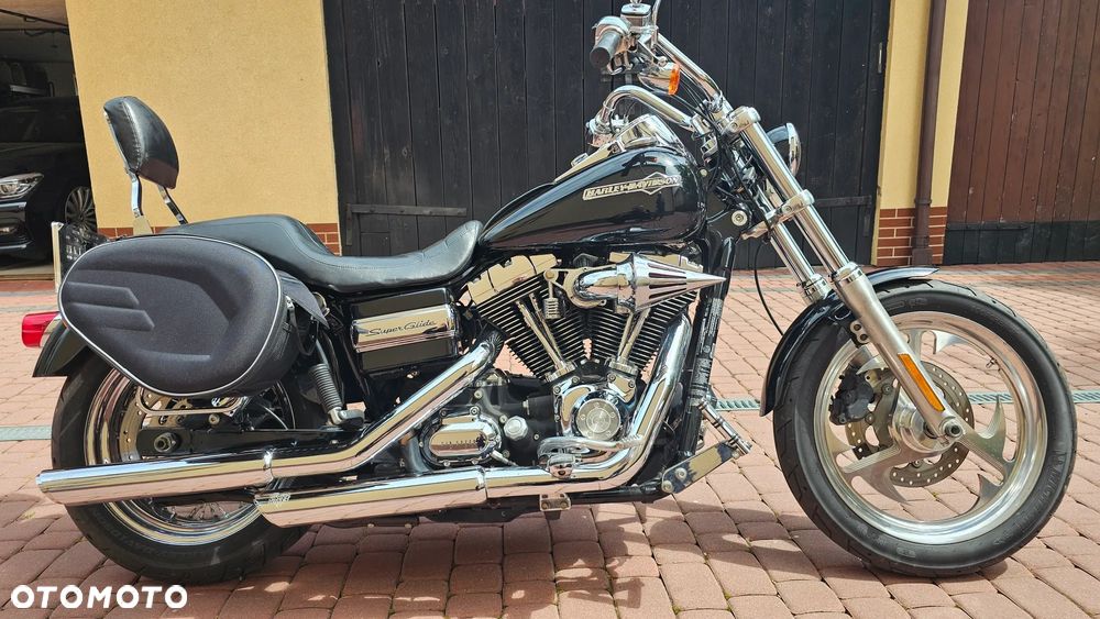 Harley-Davidson Dyna Super Glide - 21