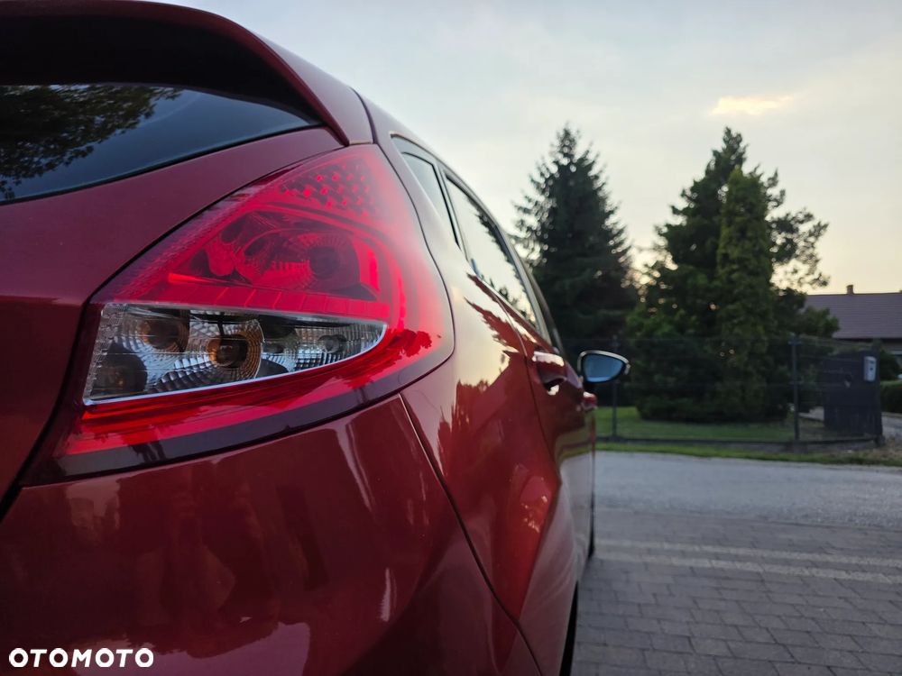 Ford Fiesta 1.25 Titanium - 20