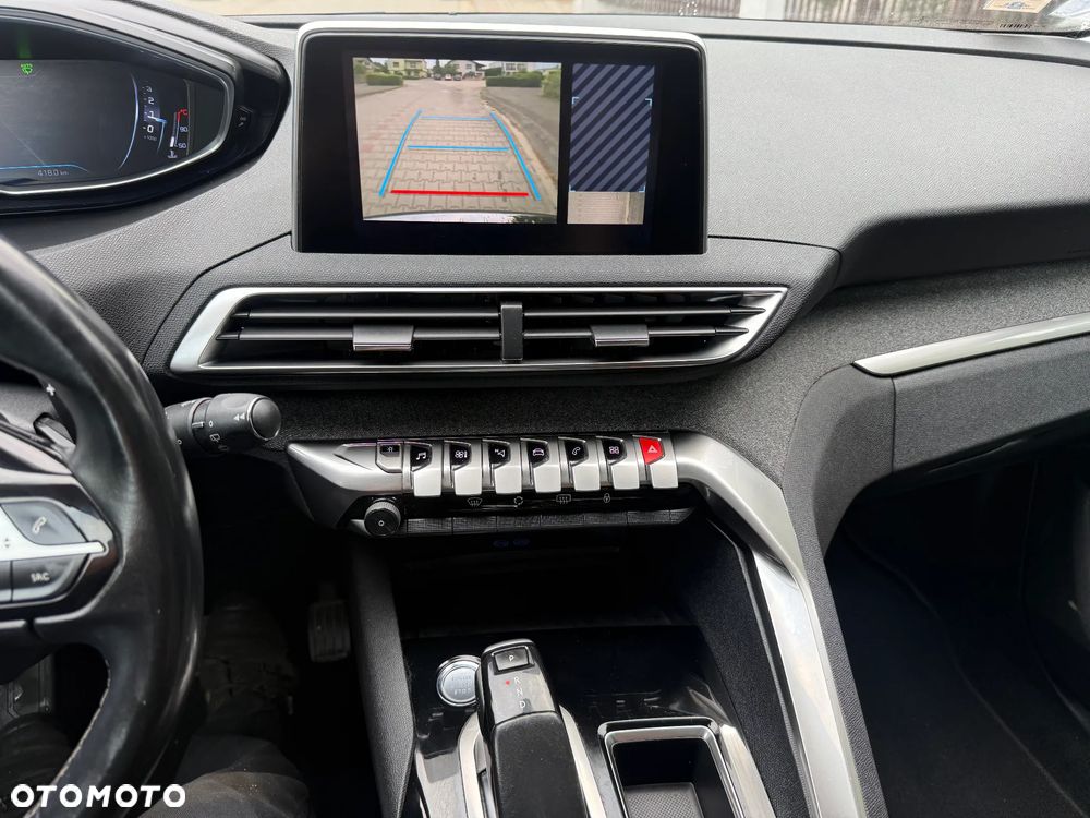 Peugeot 5008 BlueHDi 130 EAT8 Allure - 11
